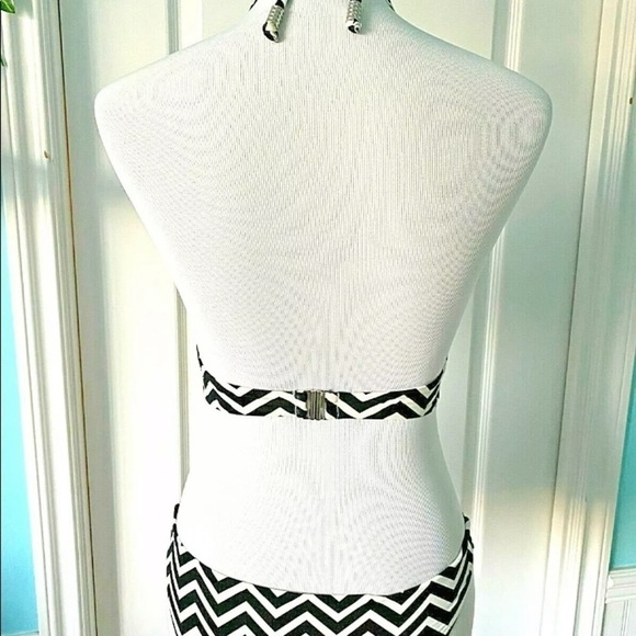 Bikini Swim Suit Set Sz Small Black White Chevron - Picture 5 of 6